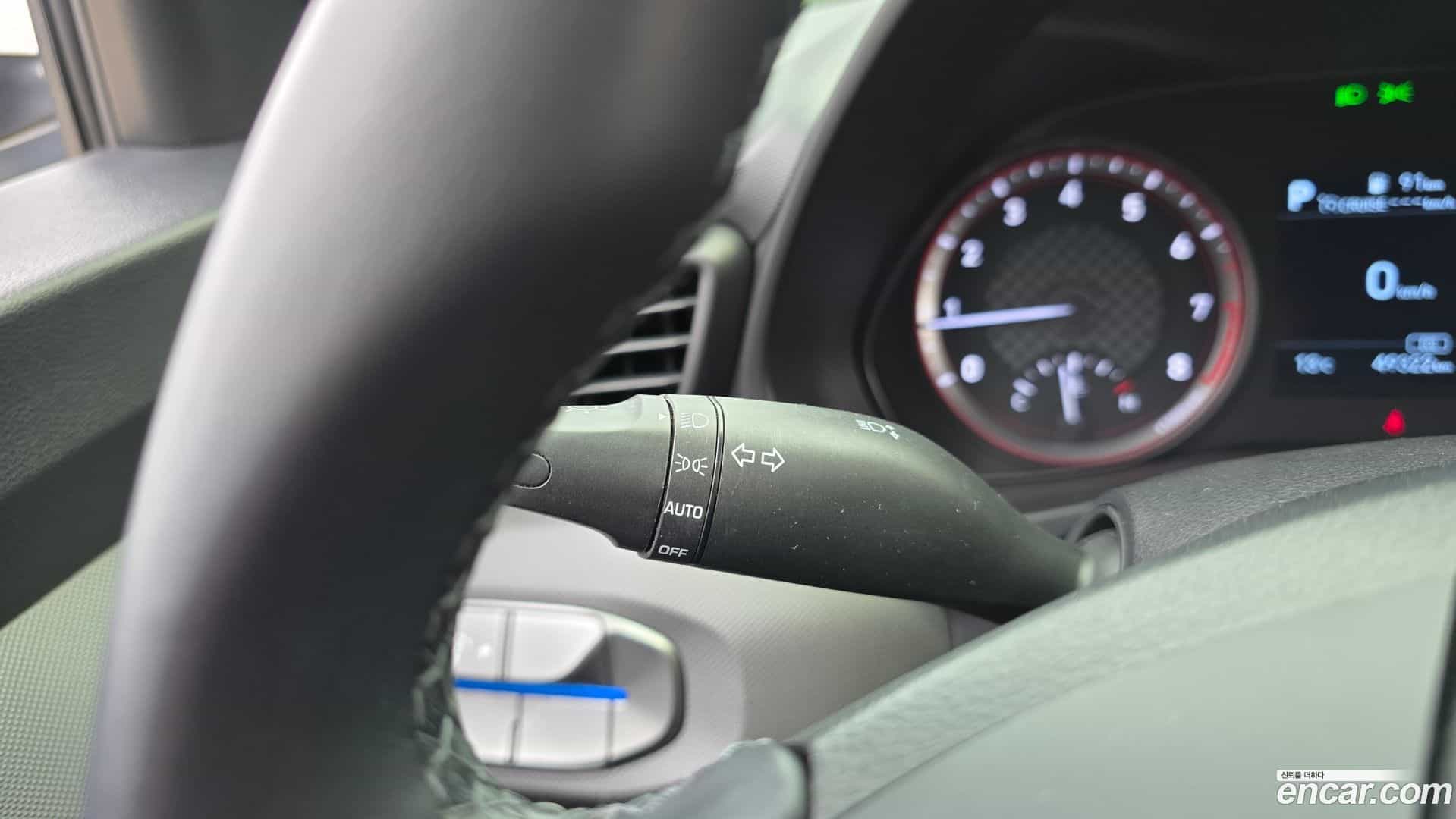 Veloster Hyundai 2020.7-OPTION-017