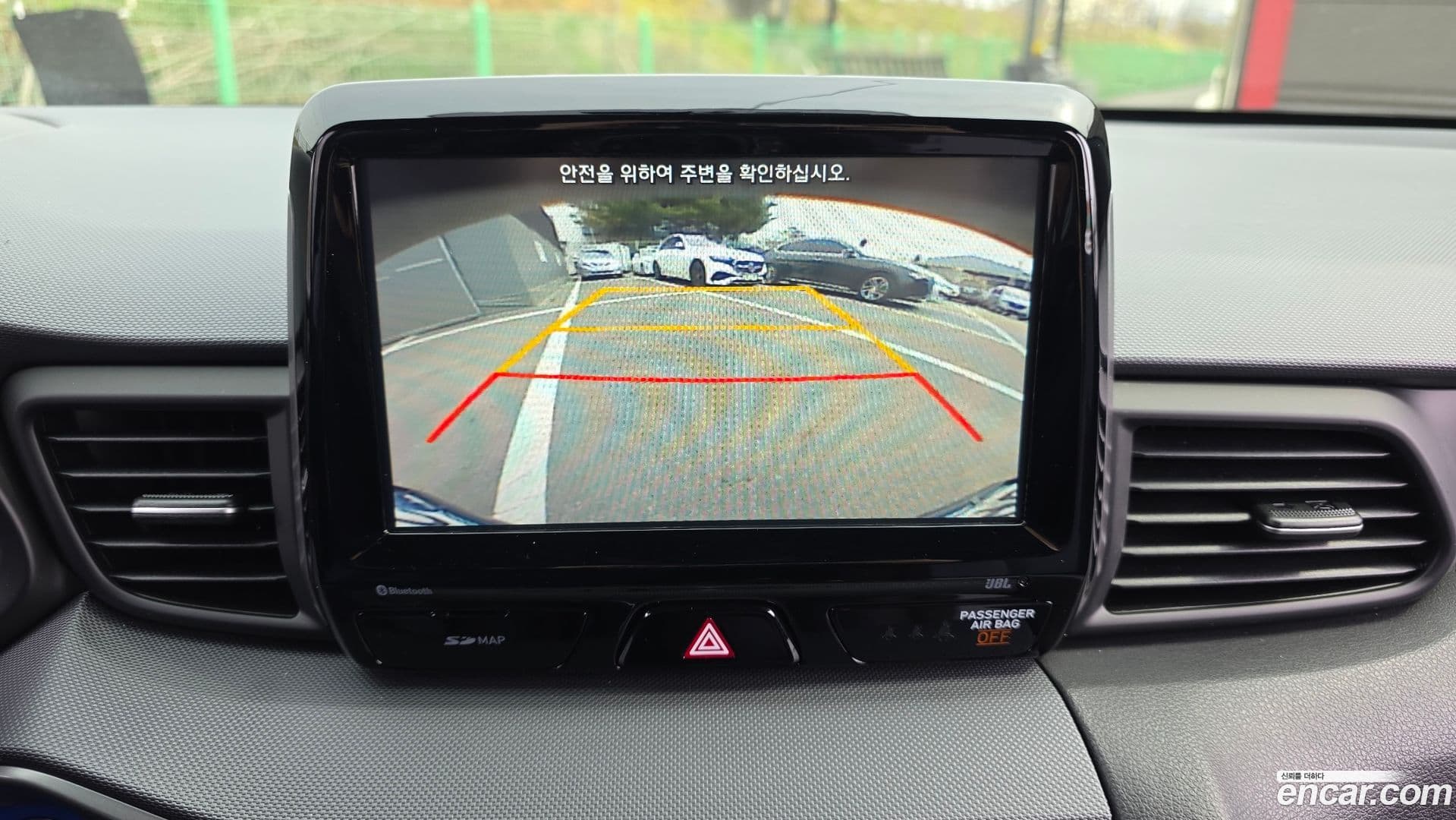 Main__Slider__Photo:Veloster Hyundai 2020.7-15