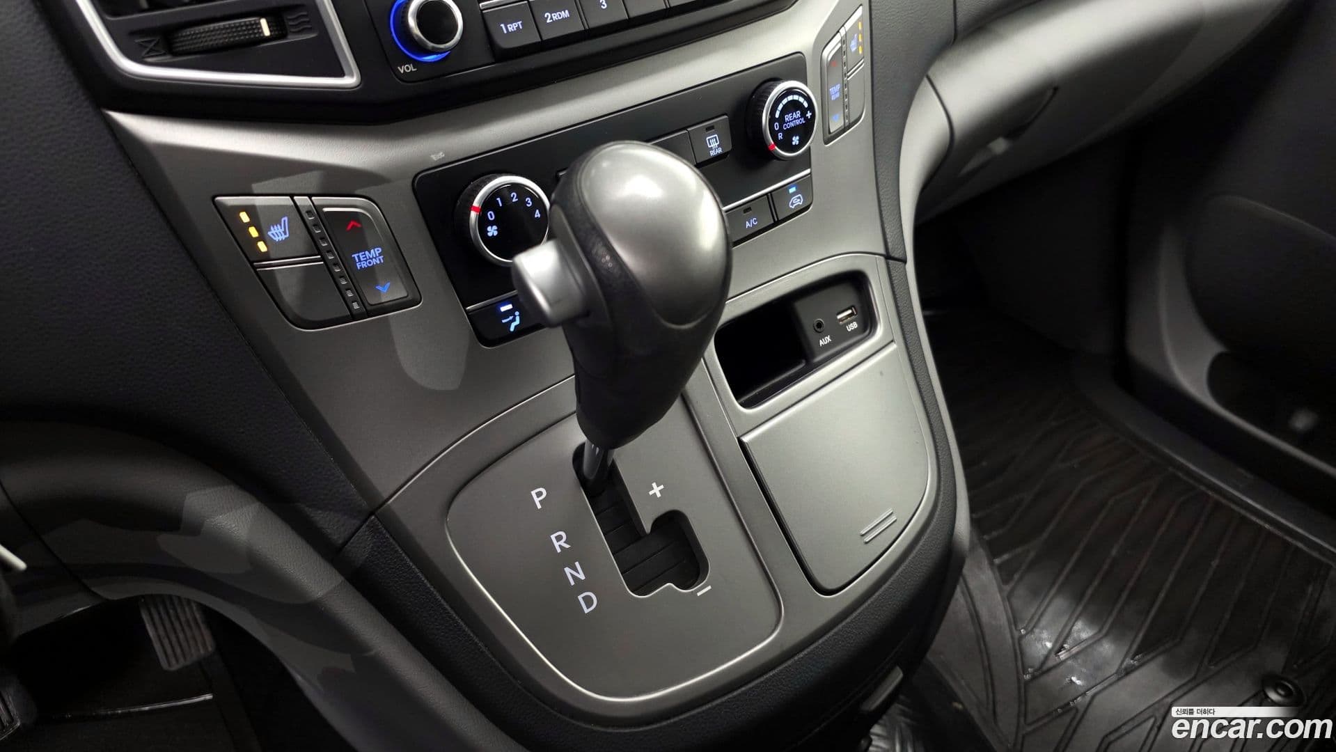 Main__Slider__Photo:Starex Hyundai 2017.1-8