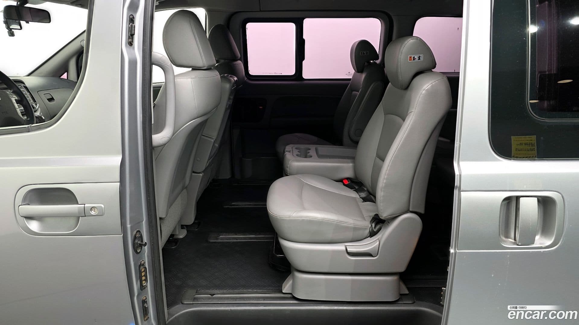 Main__Slider__Photo:Starex Hyundai 2017.1-10