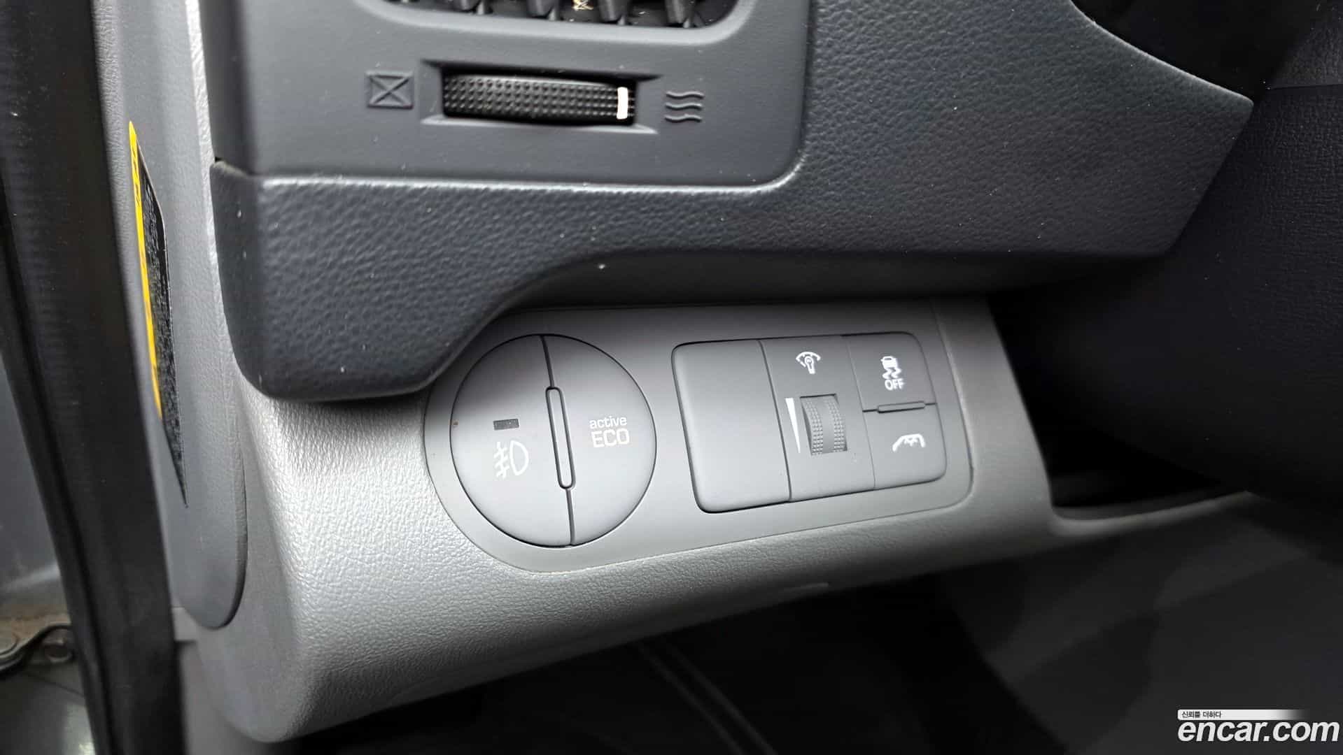 Starex Hyundai 2017.1-OPTION-018