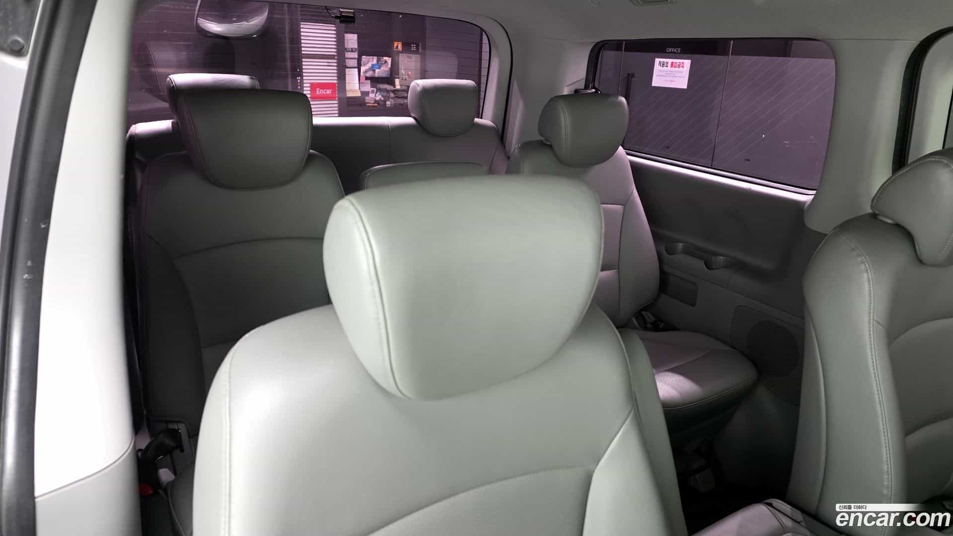 Starex Hyundai 2017.1-OPTION-024