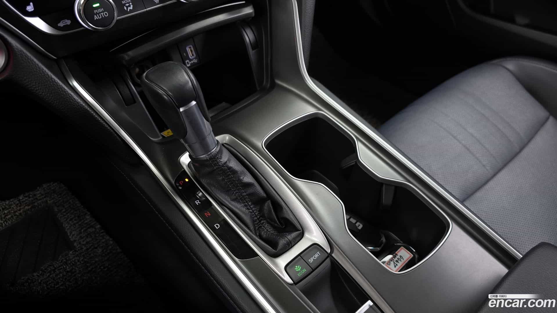 Accord Honda 2018.5-INNER-009