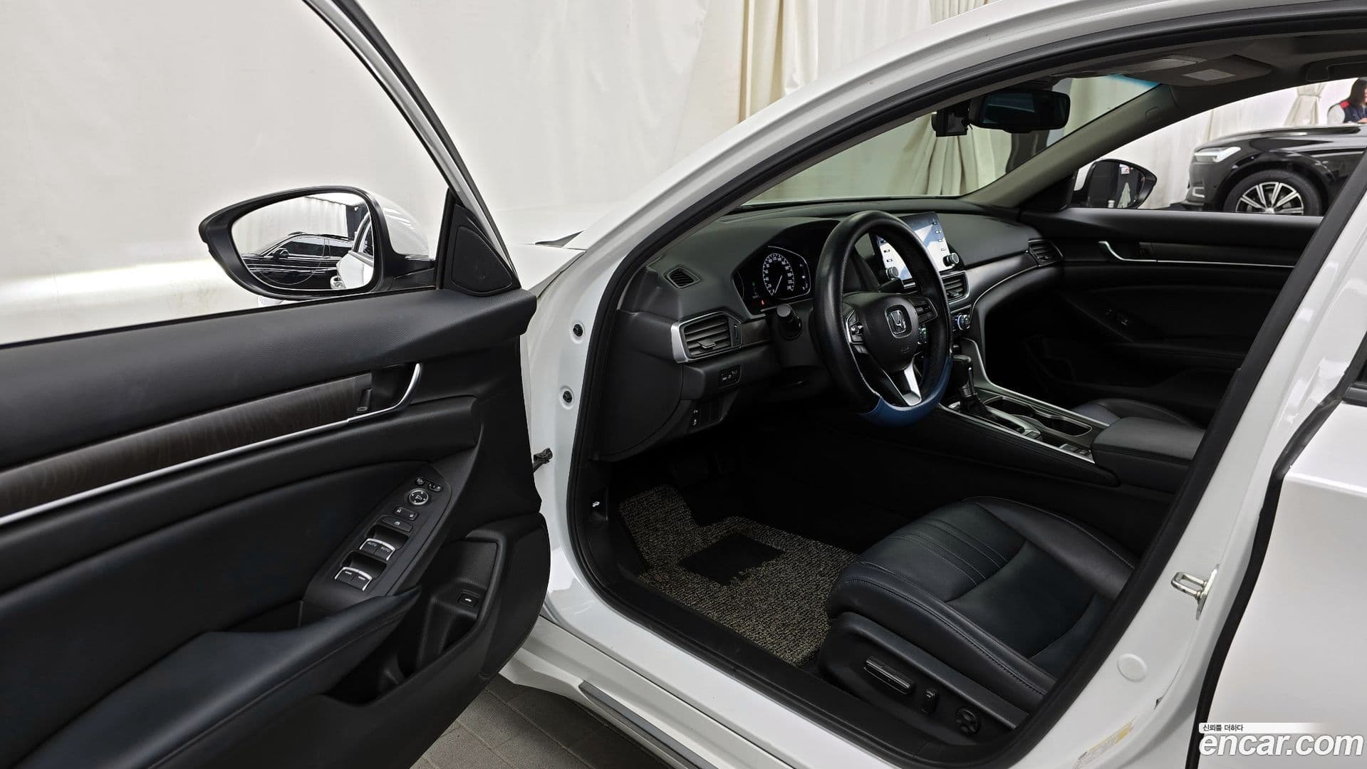 Main__Slider__Photo:Accord Honda 2018.5-9