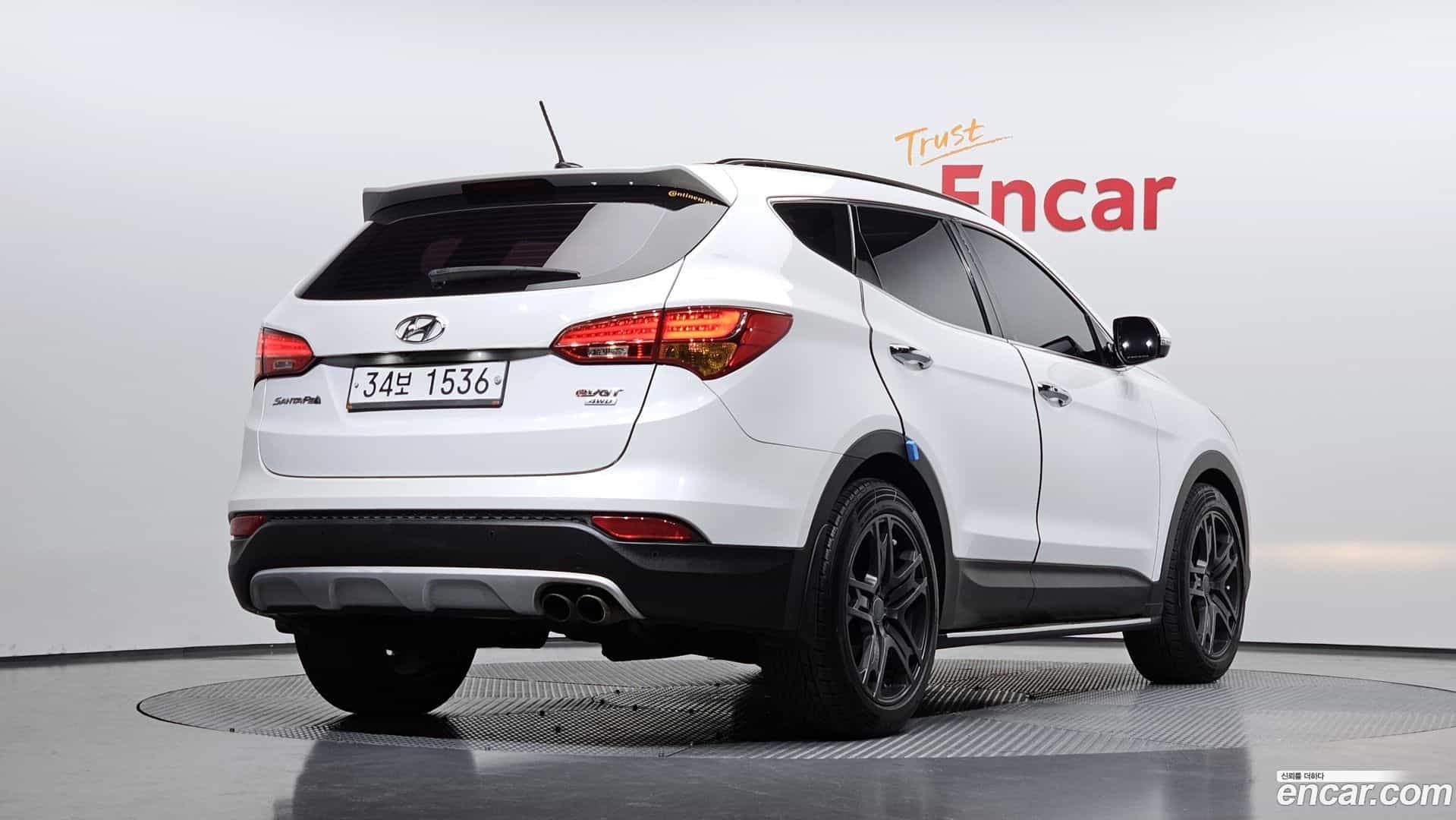 Santafe Hyundai 2014.5-OUTER-002