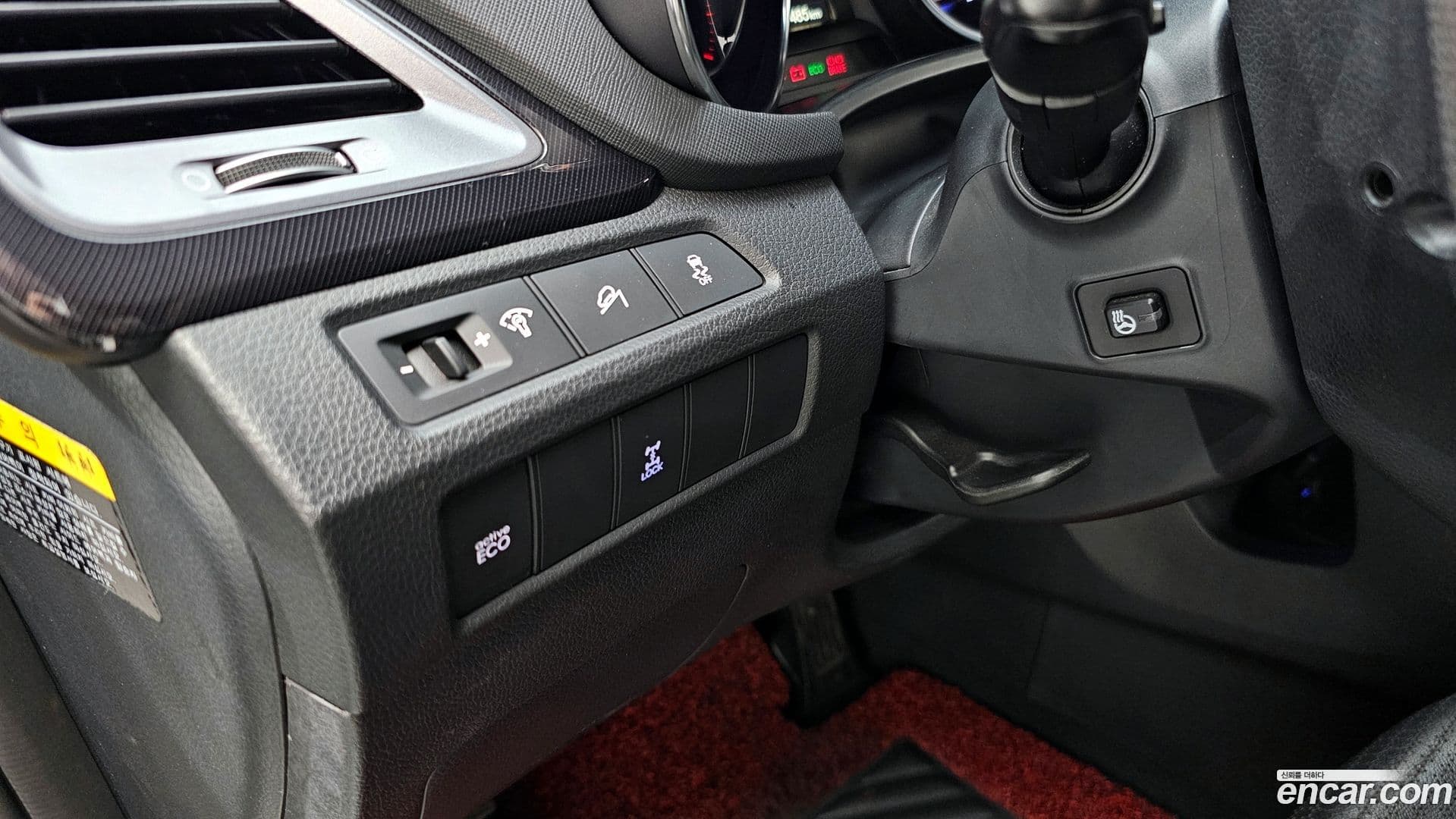 Main__Slider__Photo:Santafe Hyundai 2014.5-15