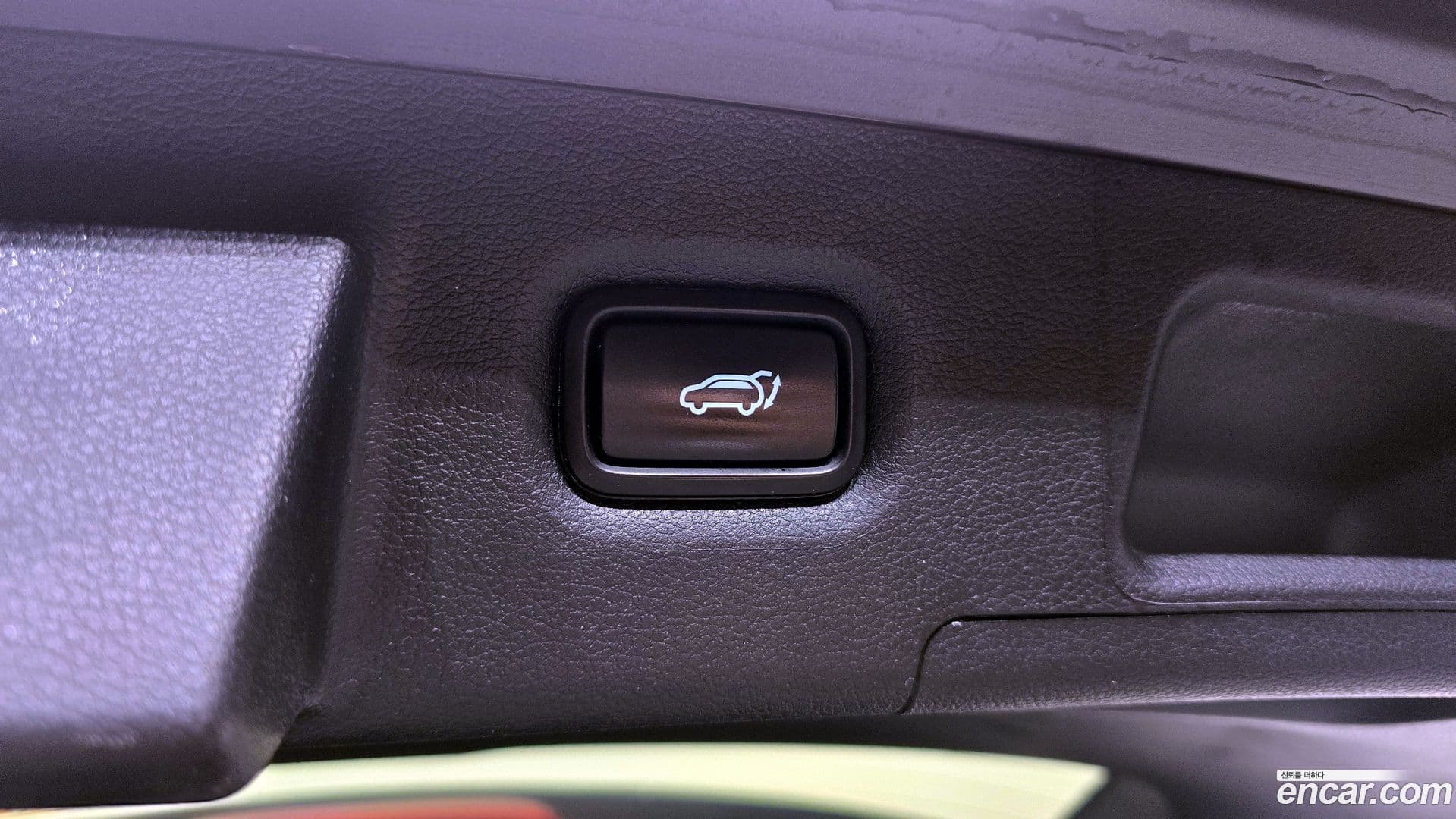 Main__Slider__Photo:Santafe Hyundai 2021.4-19