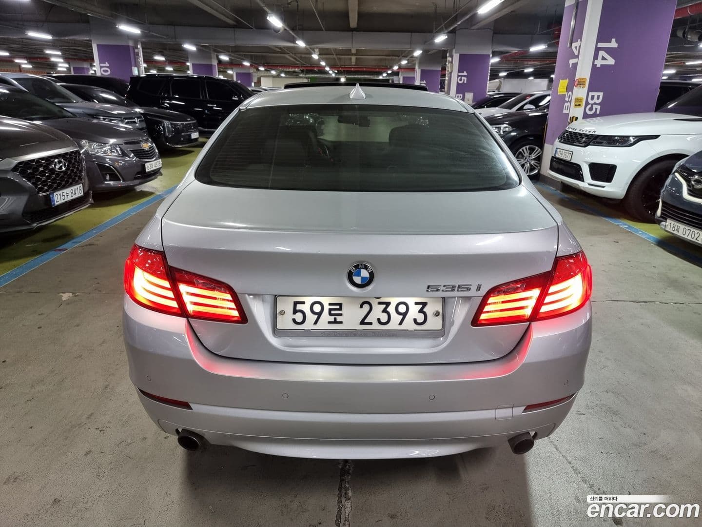 Main__Slider__Photo:5-Series BMW 2011.3-2