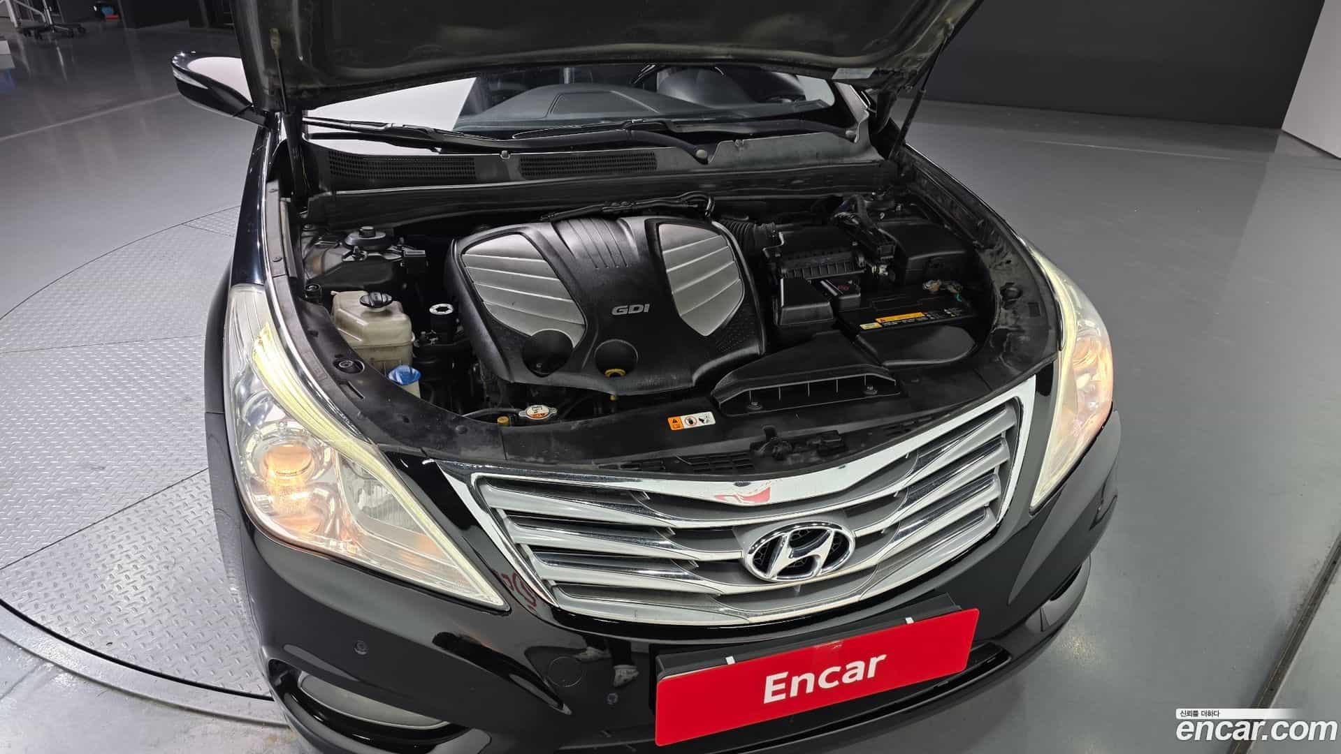 Grandeur Hyundai 2012.8-OUTER-006