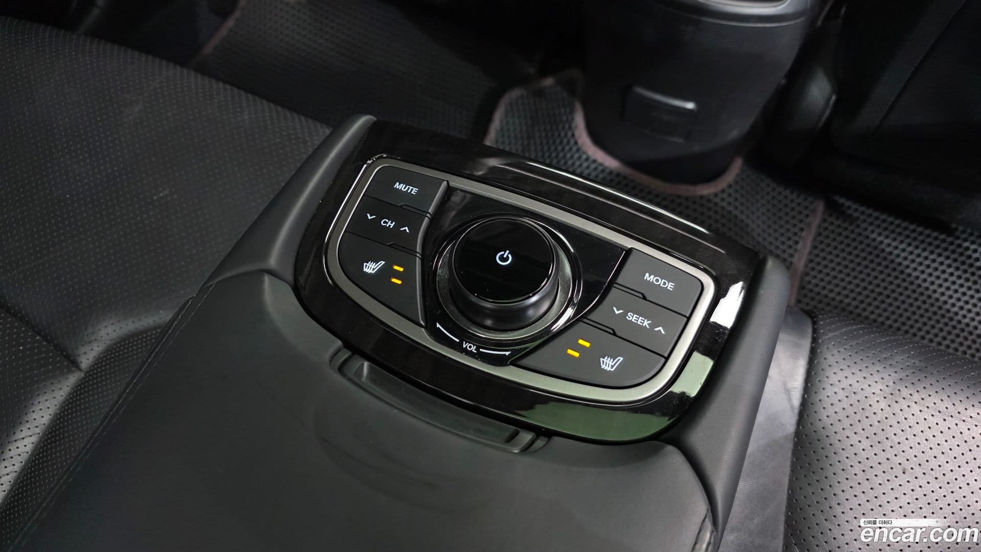 Main__Slider__Photo:Grandeur Hyundai 2012.8-16