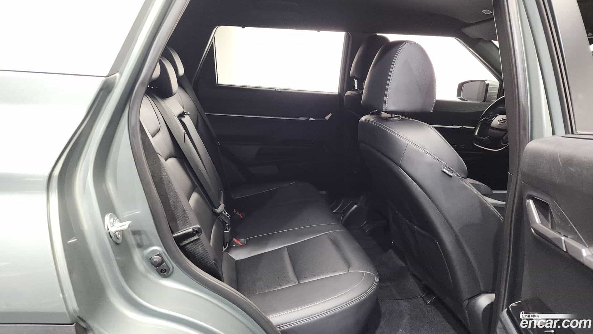 Torres KG_Mobility_Ssangyong 2022.8-OPTION-016