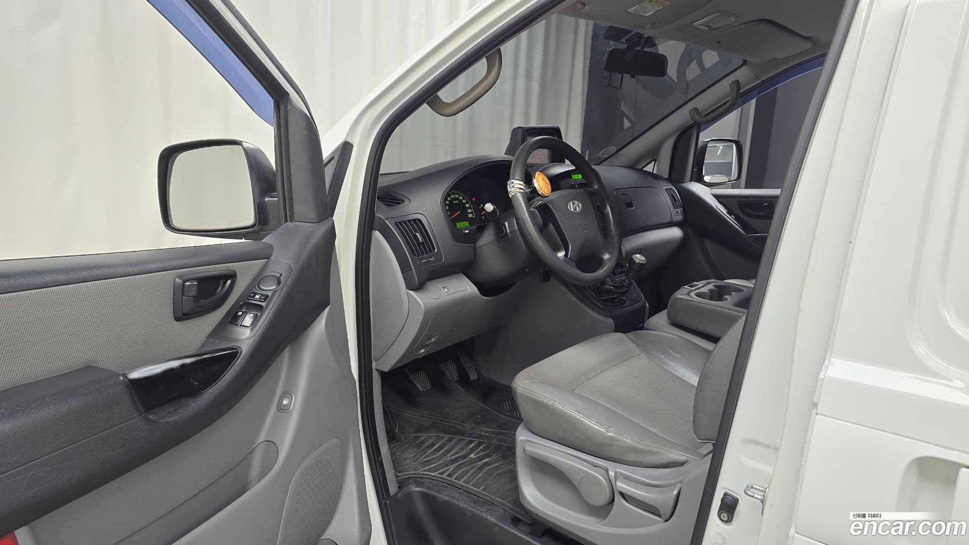 Main__Slider__Photo:Starex Hyundai 2009.5-9