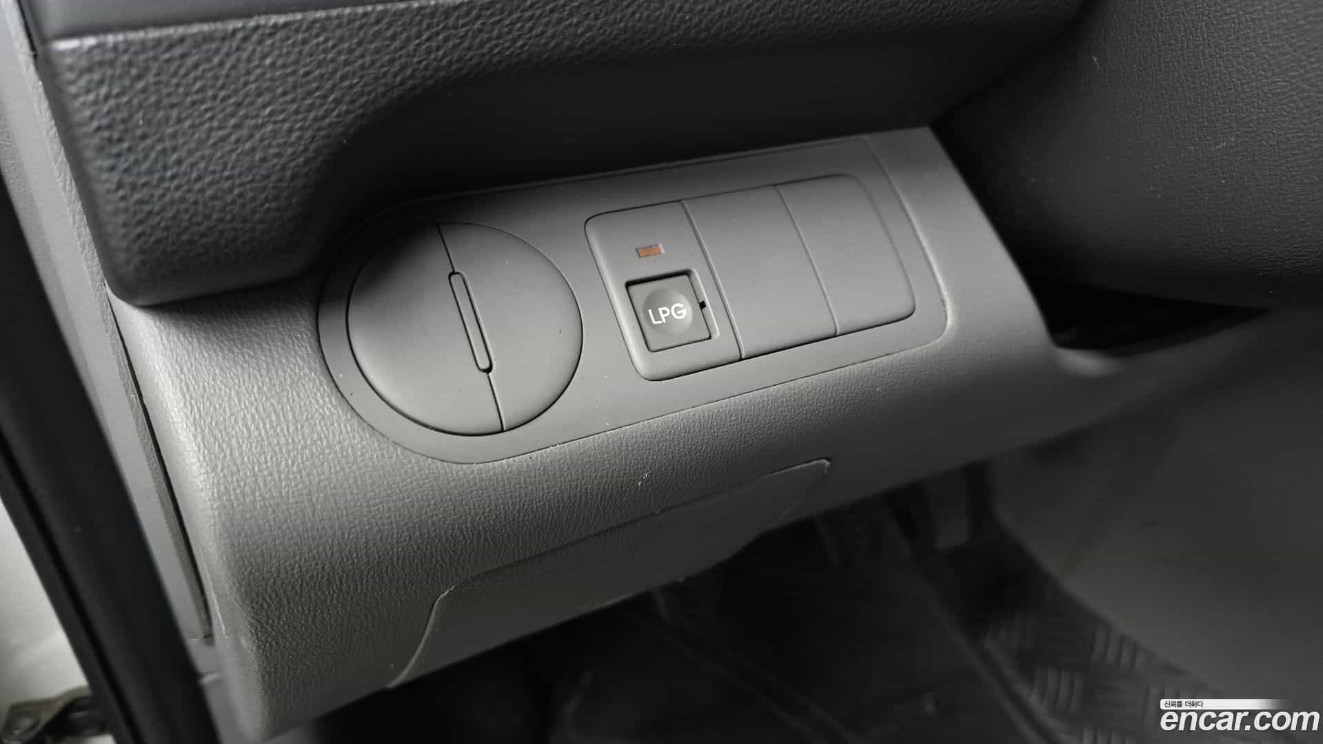 Starex Hyundai 2009.5-OPTION-020