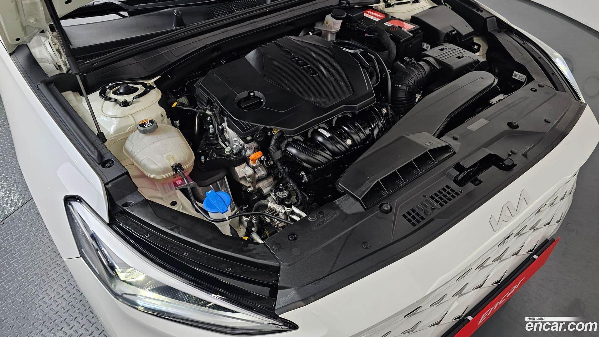 Main__Slider__Photo:K8 Kia 2023.3-5