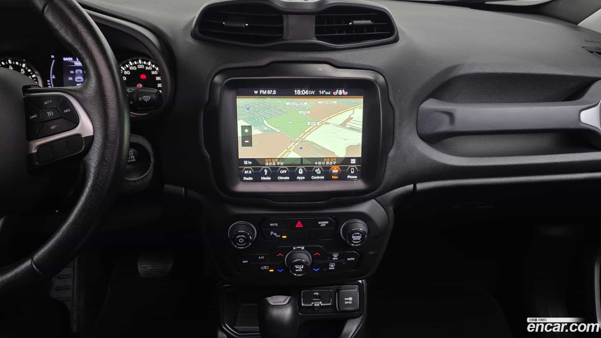 Renegade Jeep 2018.10-OPTION-018