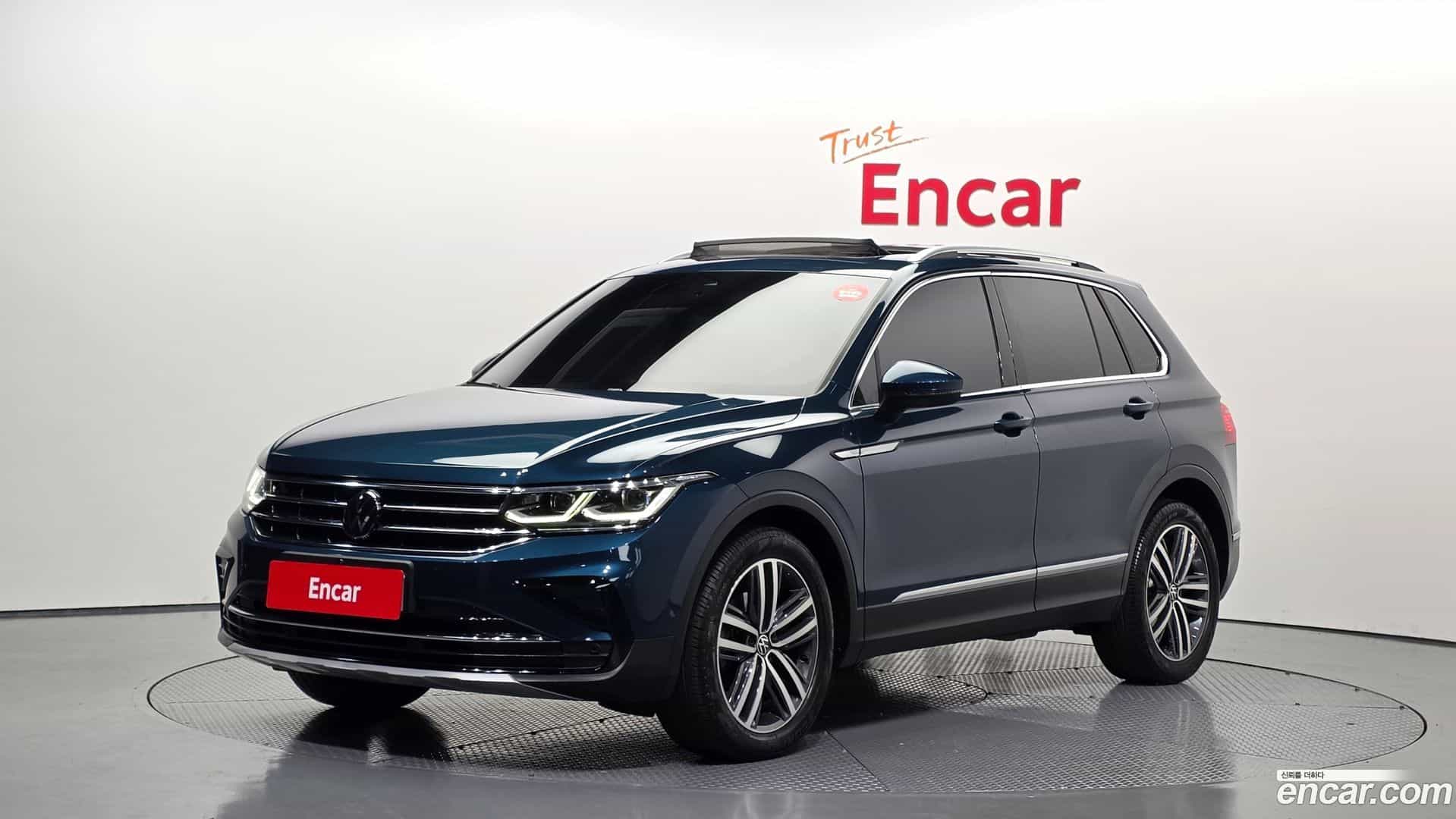 Tiguan Volkswagen 2022.11-OUTER-001