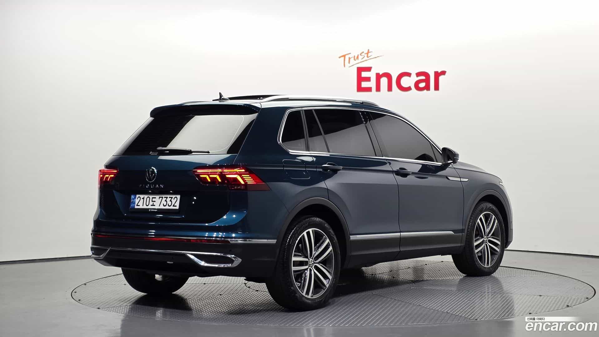 Tiguan Volkswagen 2022.11-OUTER-002