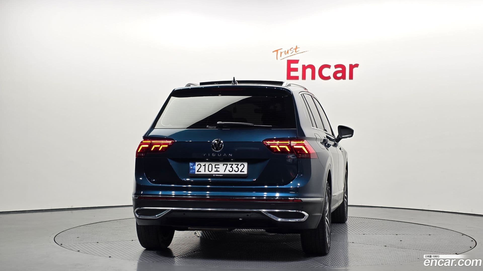 Main__Slider__Photo:Tiguan Volkswagen 2022.11-3