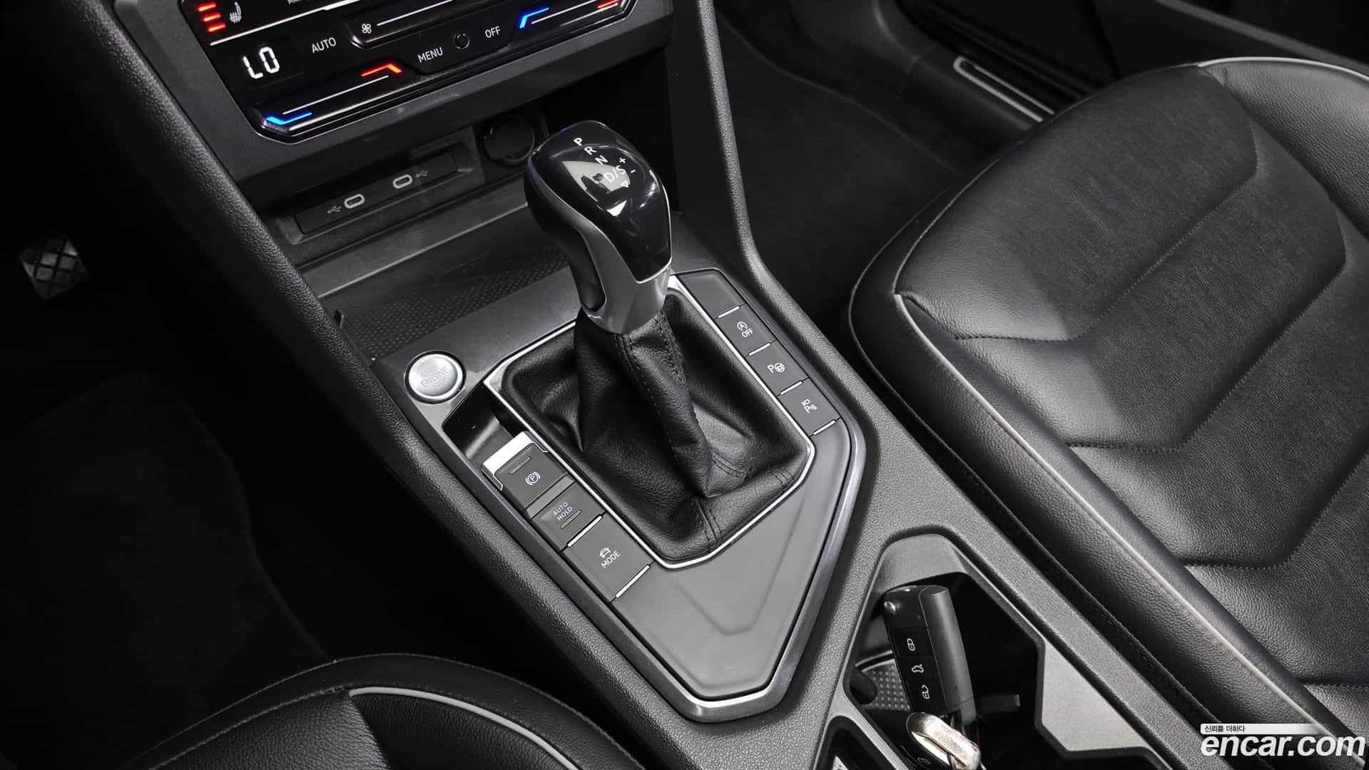 Tiguan Volkswagen 2022.11-INNER-009