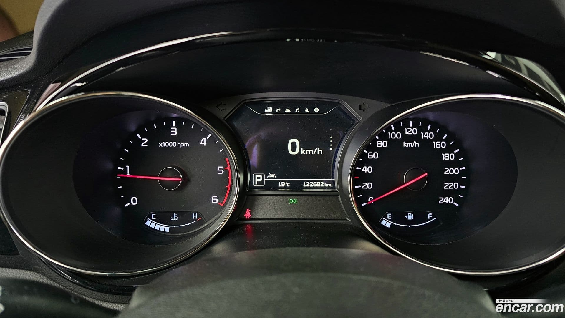 Main__Slider__Photo:Canival Kia 2016.8-7