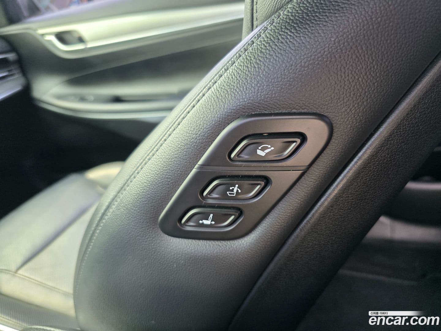 Main__Slider__Photo:Grandeur Hyundai 2020.7-18