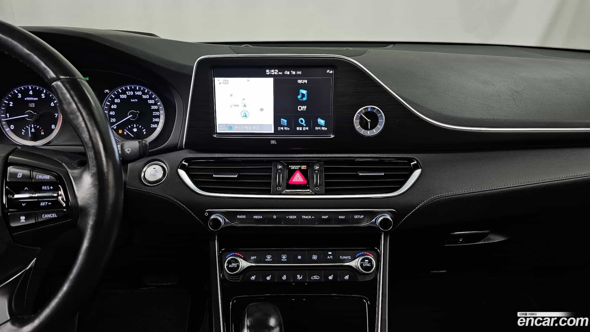 Grandeur Hyundai 2017.2-OPTION-018