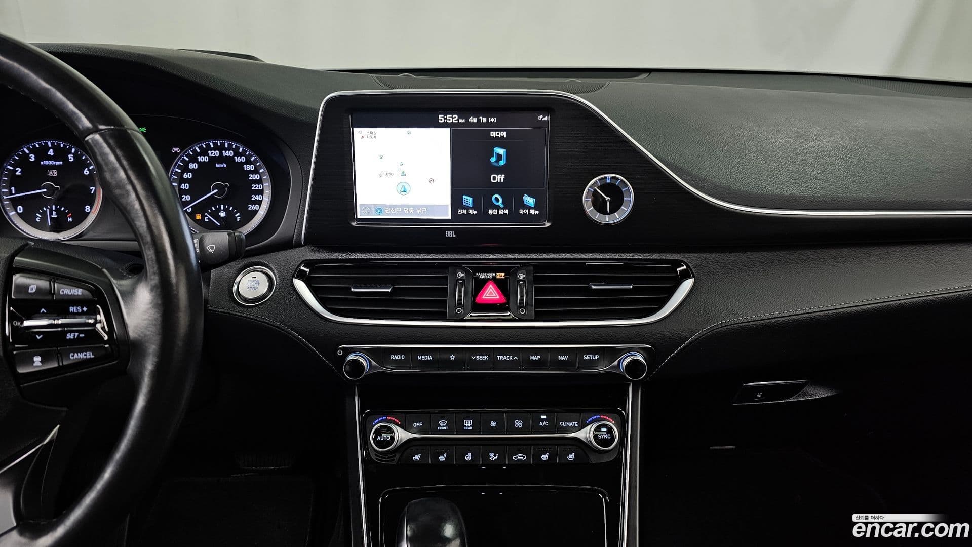 Main__Slider__Photo:Grandeur Hyundai 2017.2-13