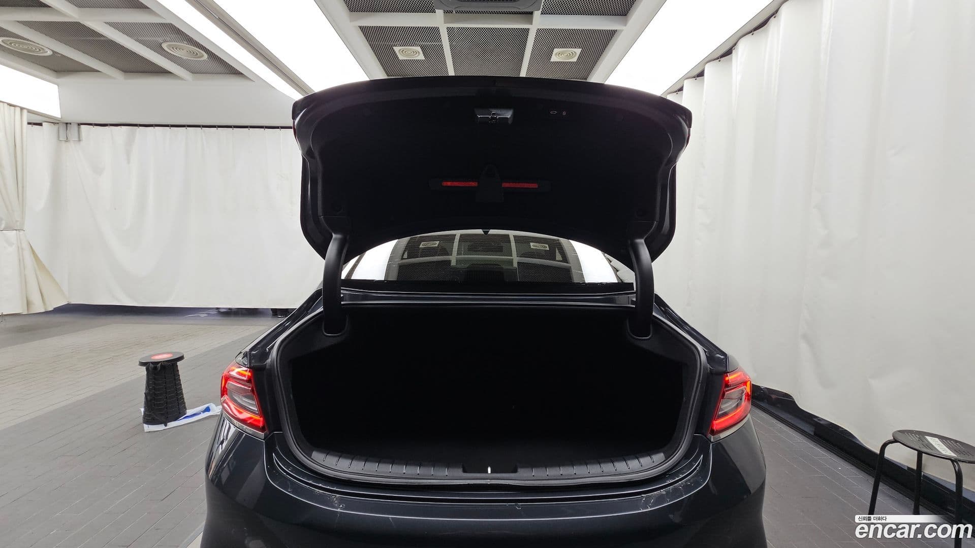 Main__Slider__Photo:Grandeur Hyundai 2017.2-19