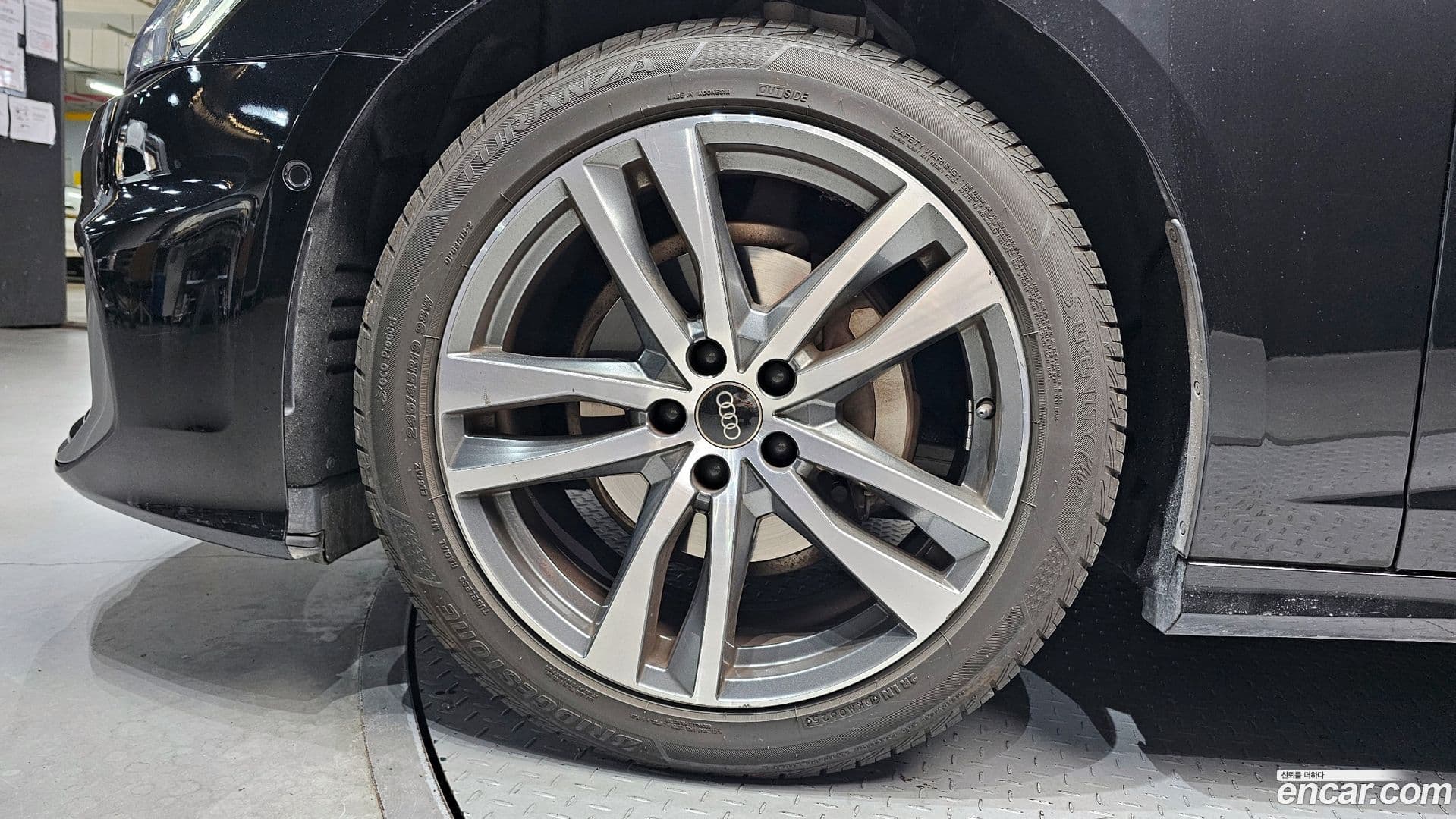 Main__Slider__Photo:A6 Audi 2023.11-4