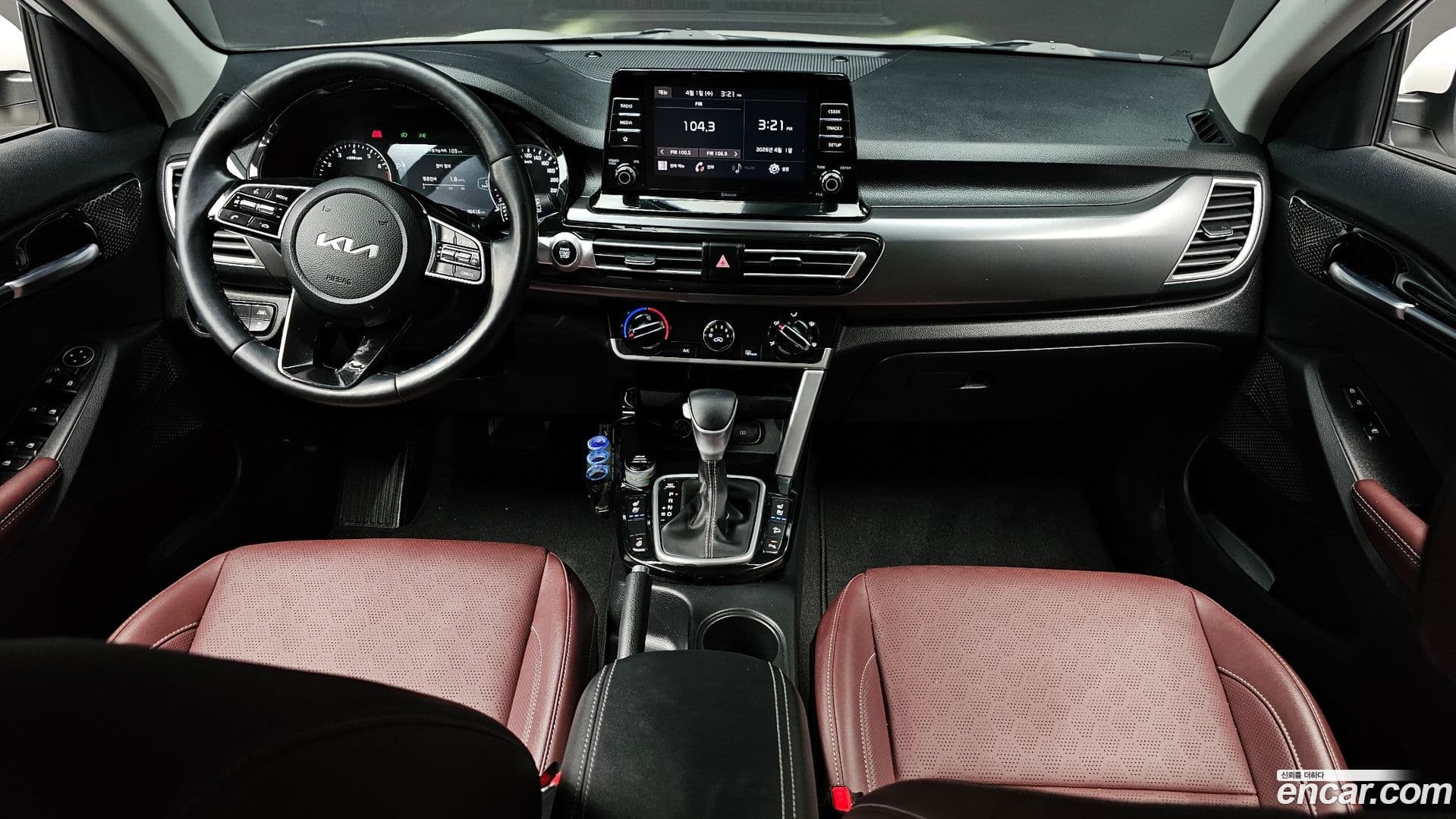 Main__Slider__Photo:Seltos Kia 2022.2-6