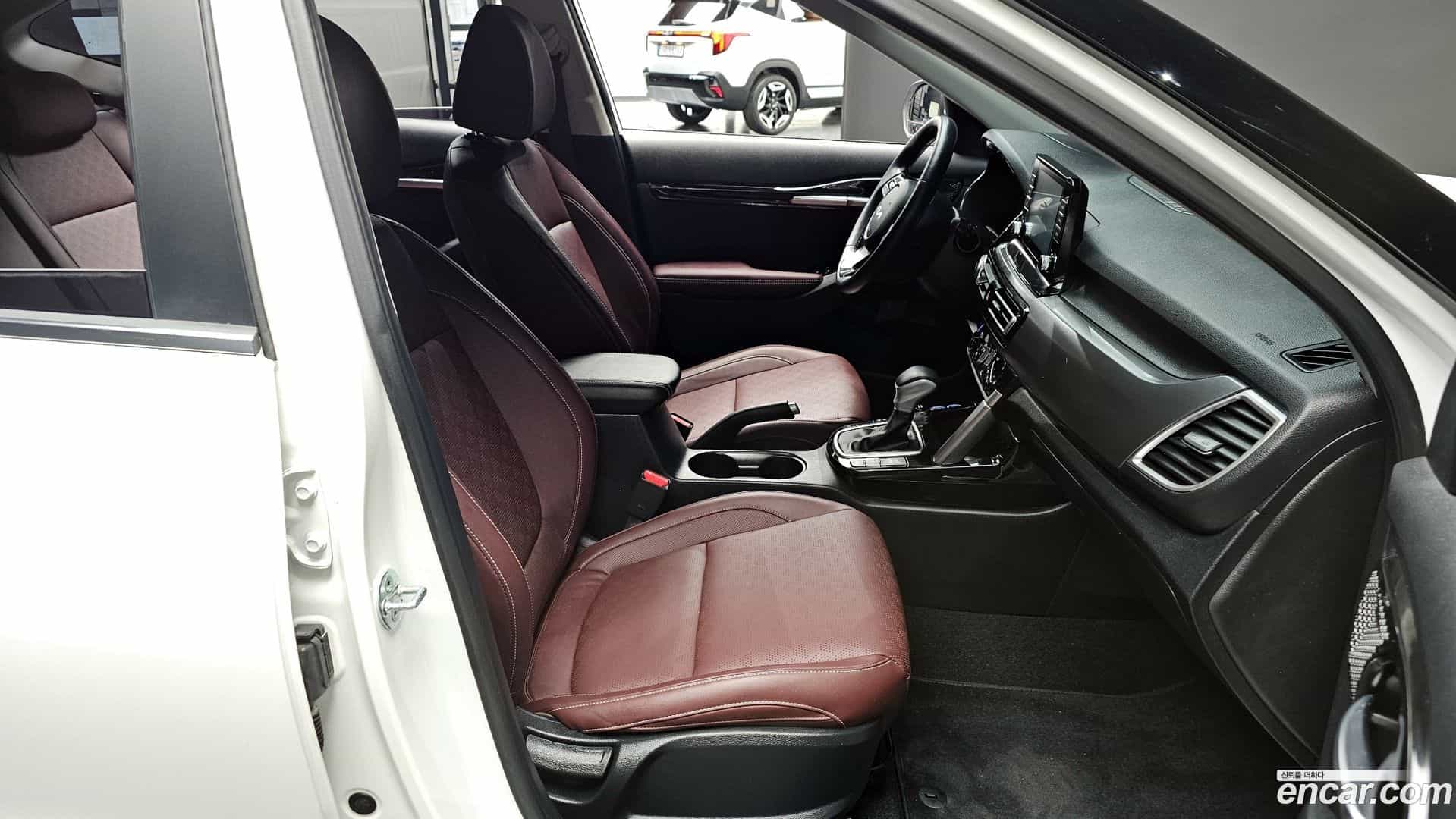 Seltos Kia 2022.2-INNER-010