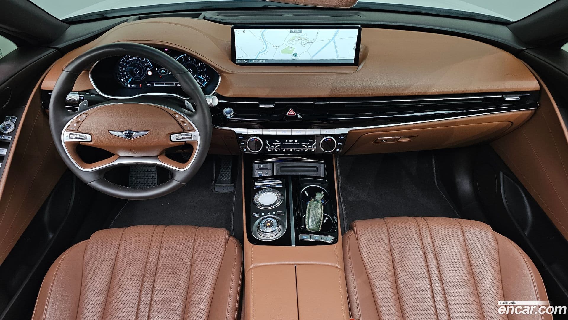 Main__Slider__Photo:G80 Genesis 2022.4-6