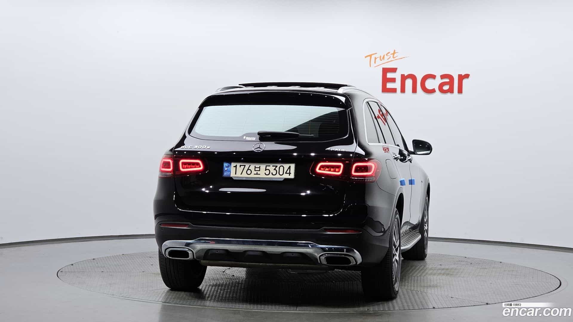 GLC-Class Mercedes-Benz 2021.8-OUTER-004