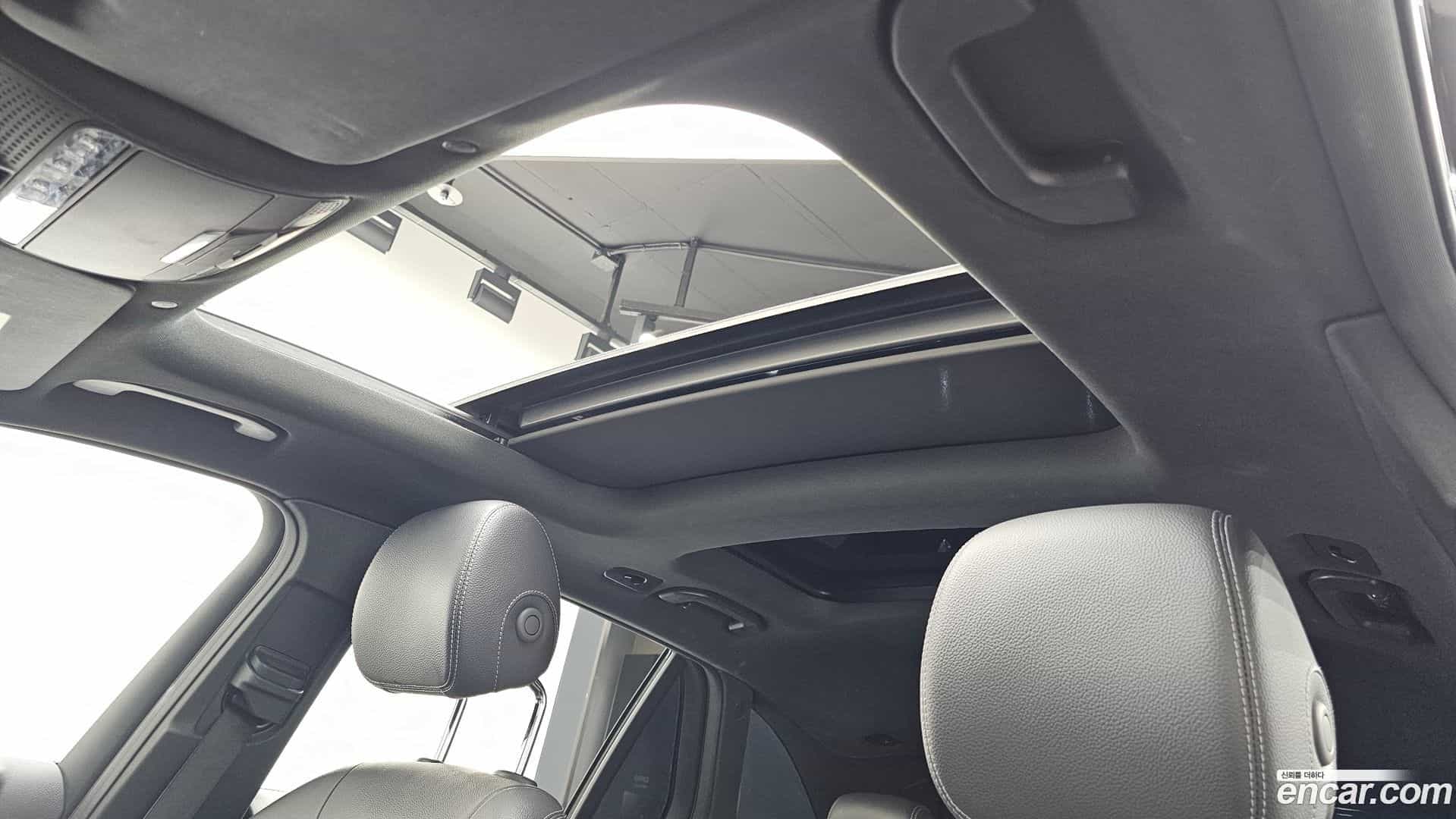 GLC-Class Mercedes-Benz 2021.8-OPTION-023