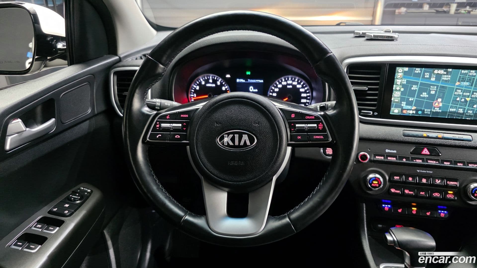 Main__Slider__Photo:Sportage Kia 2020.1-12
