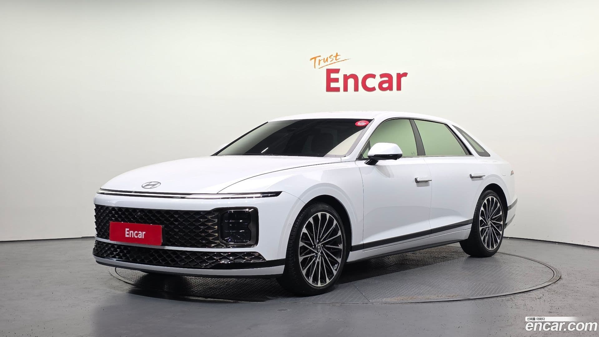 Main__Slider__Photo:Grandeur Hyundai 2024.2-0