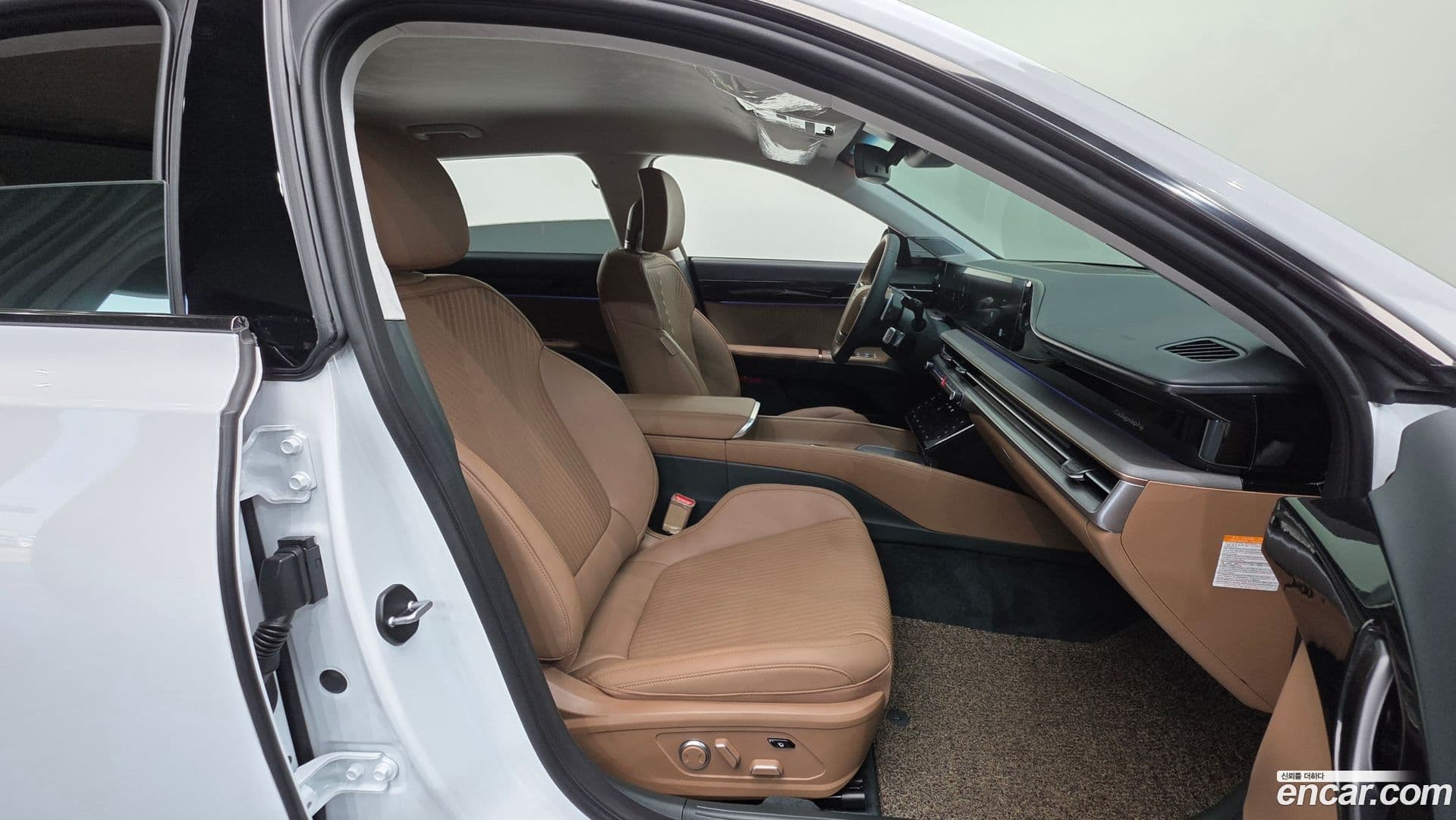 Main__Slider__Photo:Grandeur Hyundai 2024.2-9