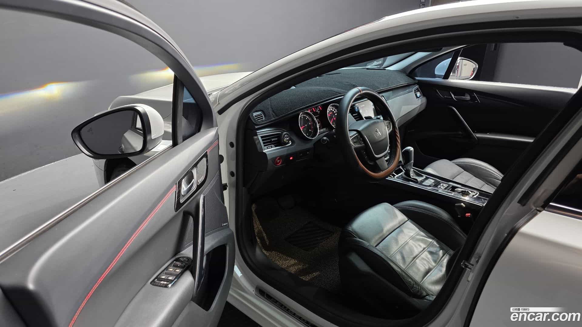 508 Peugeot 2015.6-OPTION-015