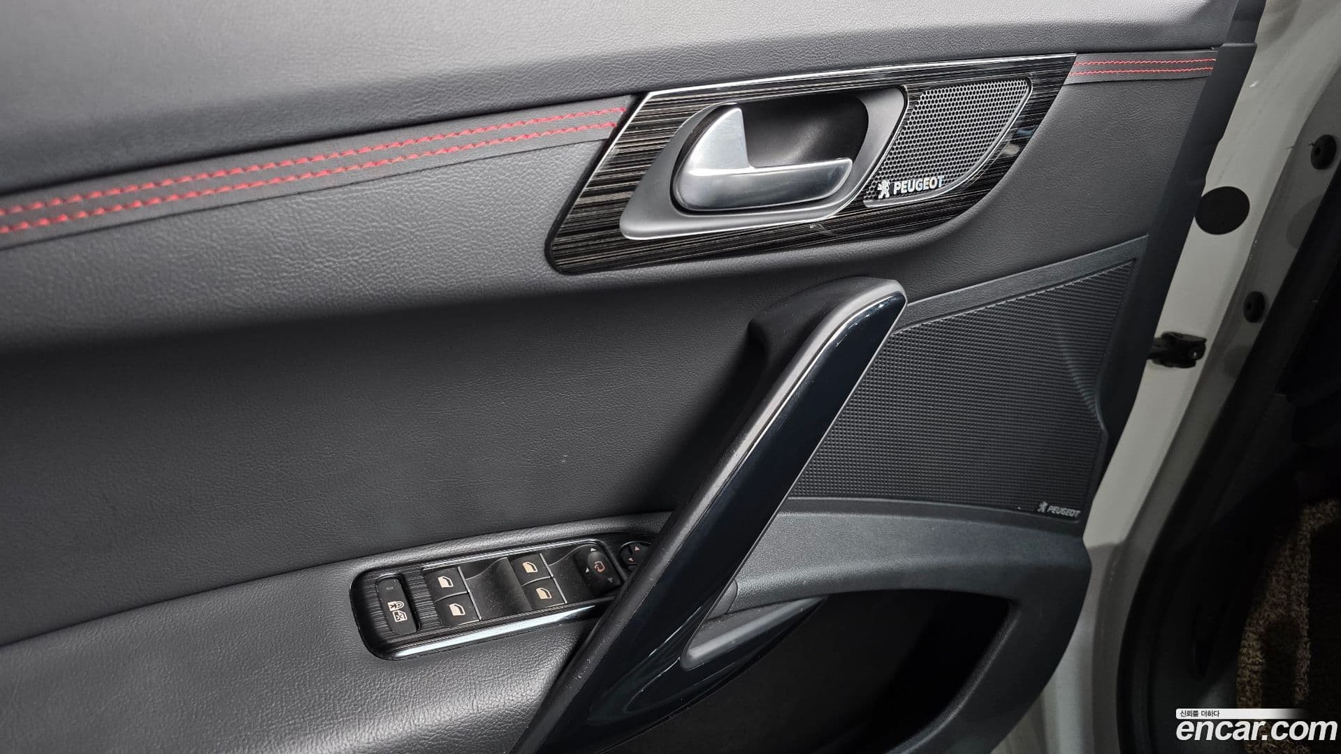 Main__Slider__Photo:508 Peugeot 2015.6-18