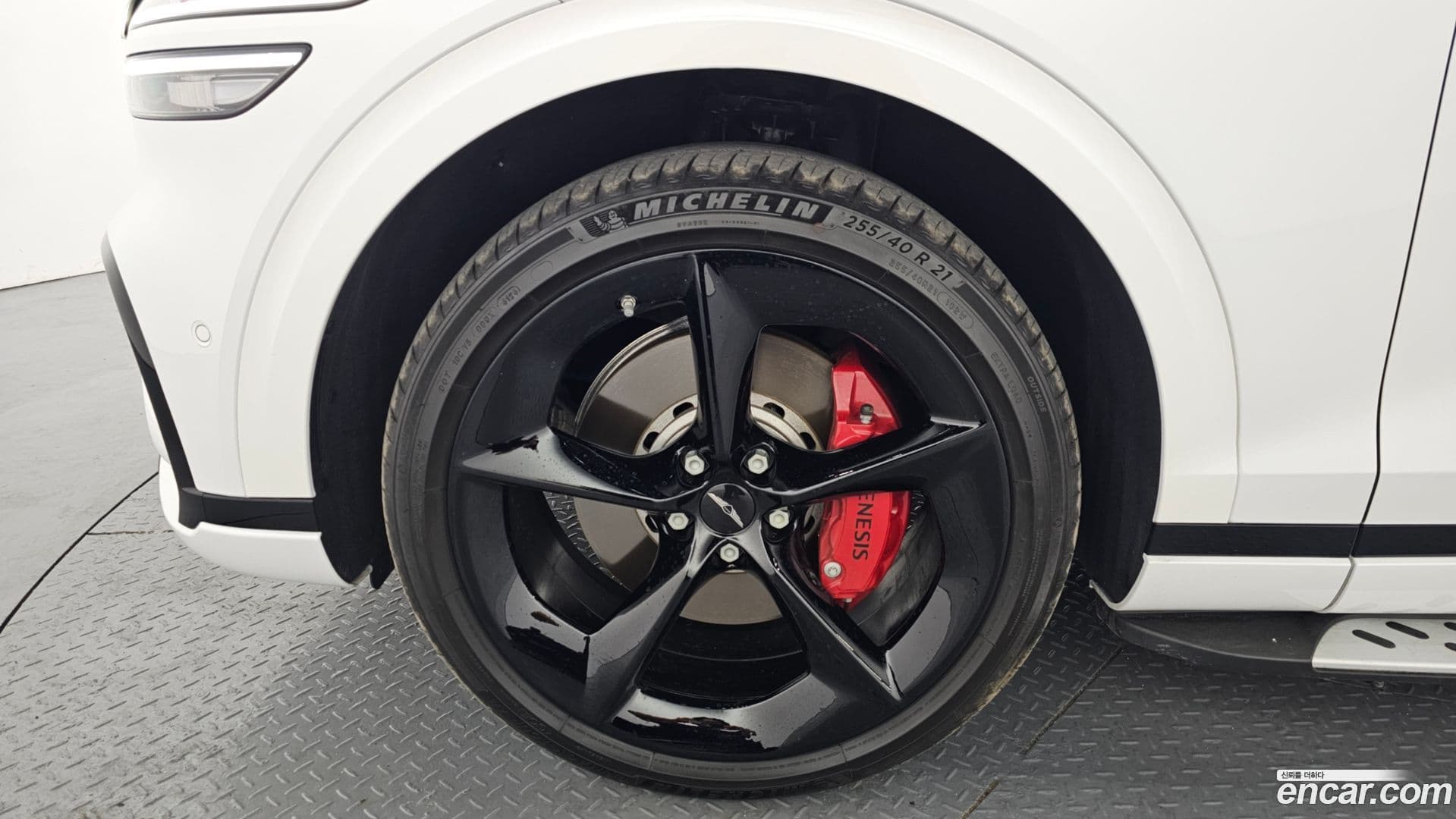 Main__Slider__Photo:GV70 Genesis 2025.4-4