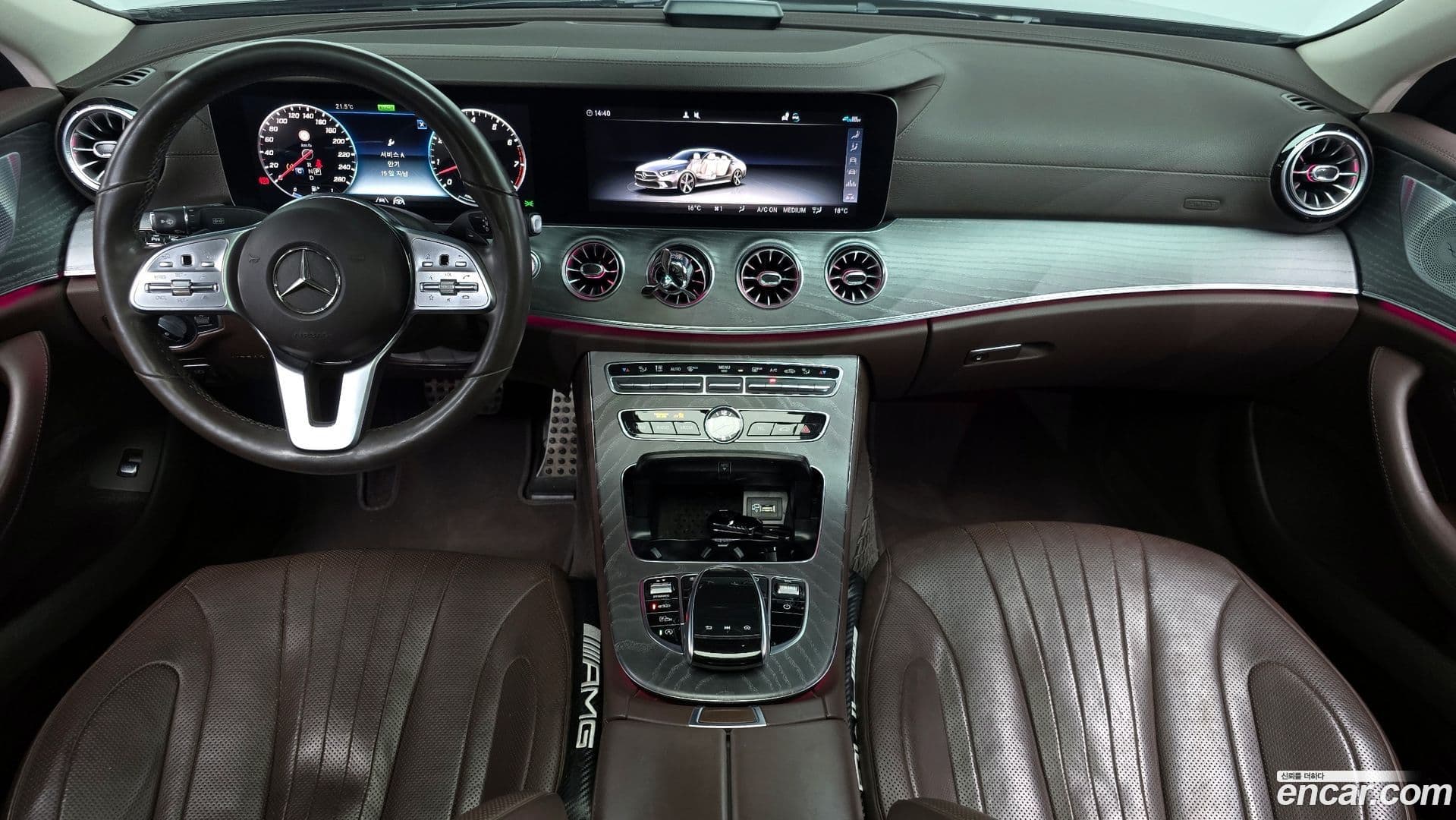 Main__Slider__Photo:CLS-Class Mercedes-Benz 2020.4-6