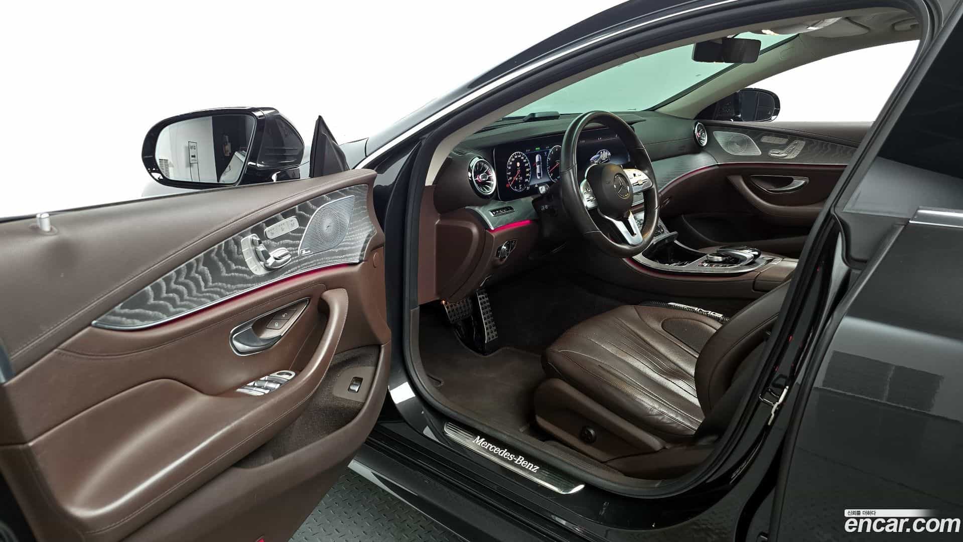 CLS-Class Mercedes-Benz 2020.4-OPTION-015