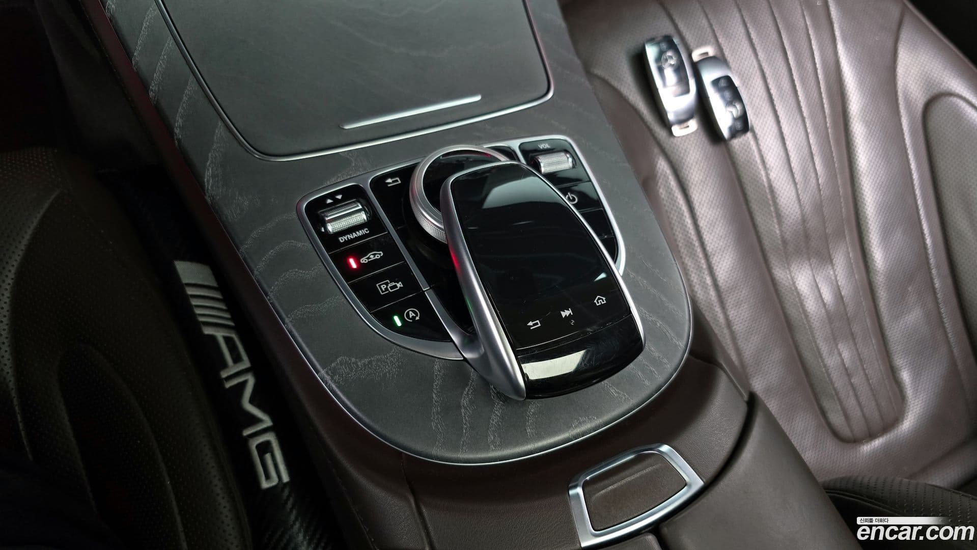 Main__Slider__Photo:CLS-Class Mercedes-Benz 2020.4-16