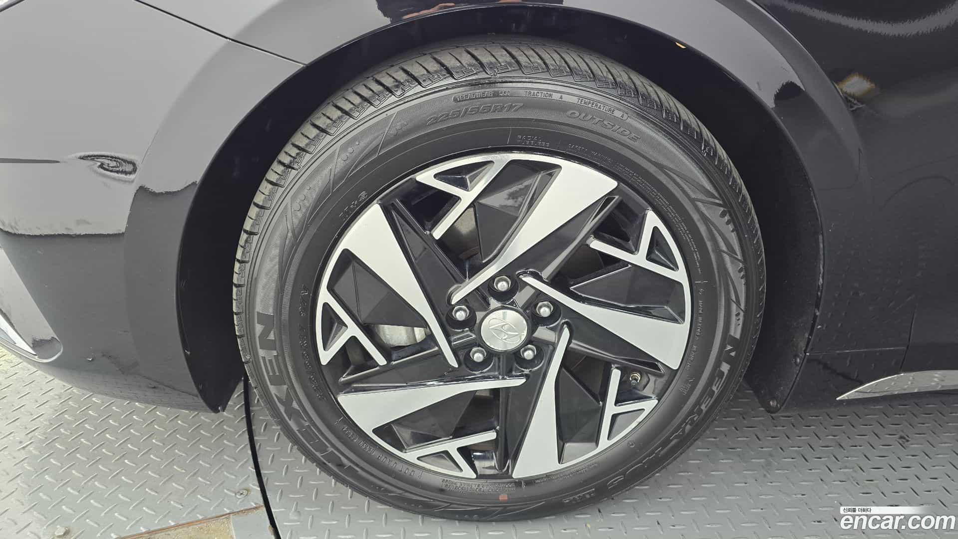 Grandeur Hyundai 2022.1-OUTER-005