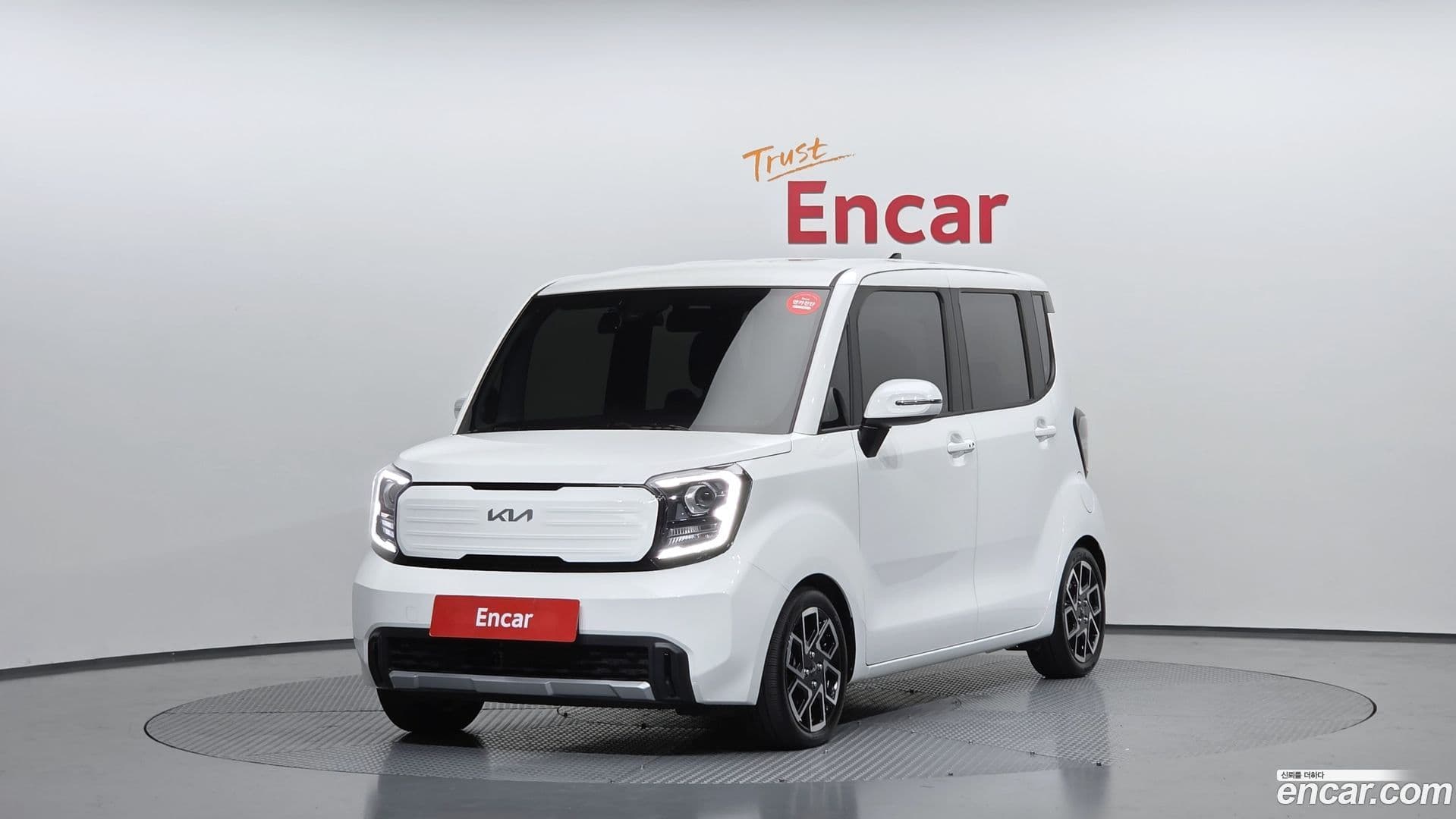 Main__Slider__Photo:RAY Kia 2024.8-0