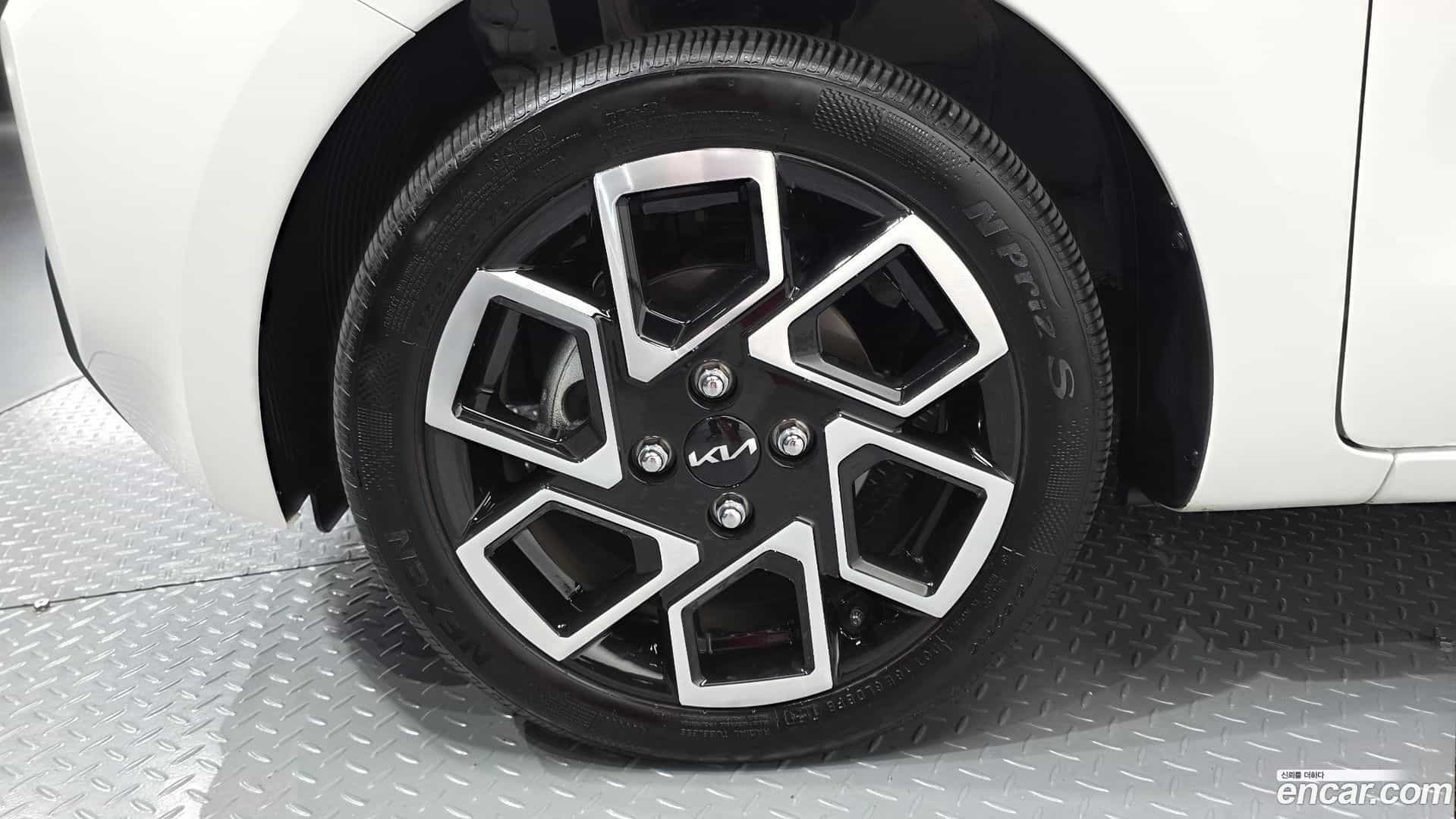 RAY Kia 2024.8-OUTER-005