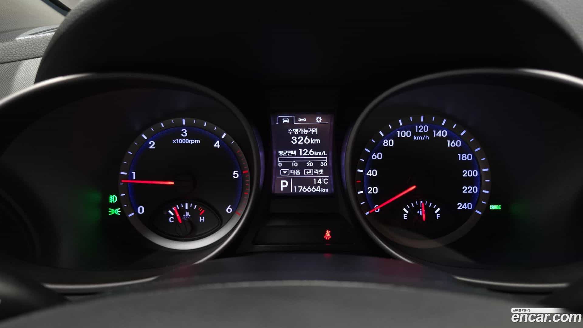 Santafe Hyundai 2013.10-INNER-008