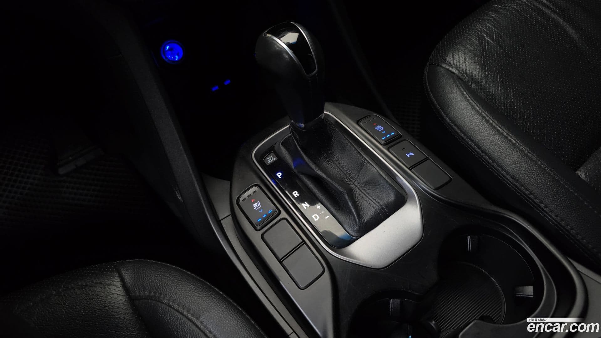 Main__Slider__Photo:Santafe Hyundai 2013.10-8