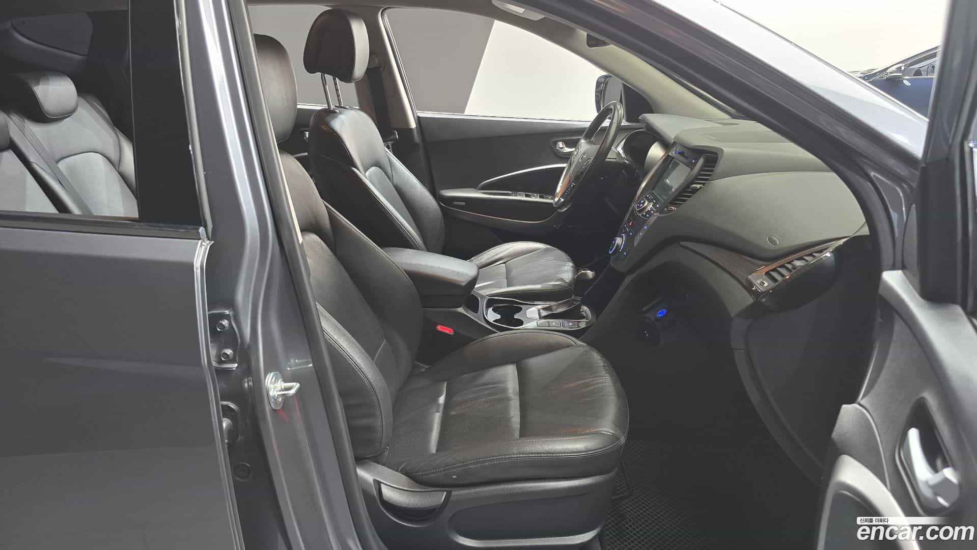 Santafe Hyundai 2013.10-INNER-010