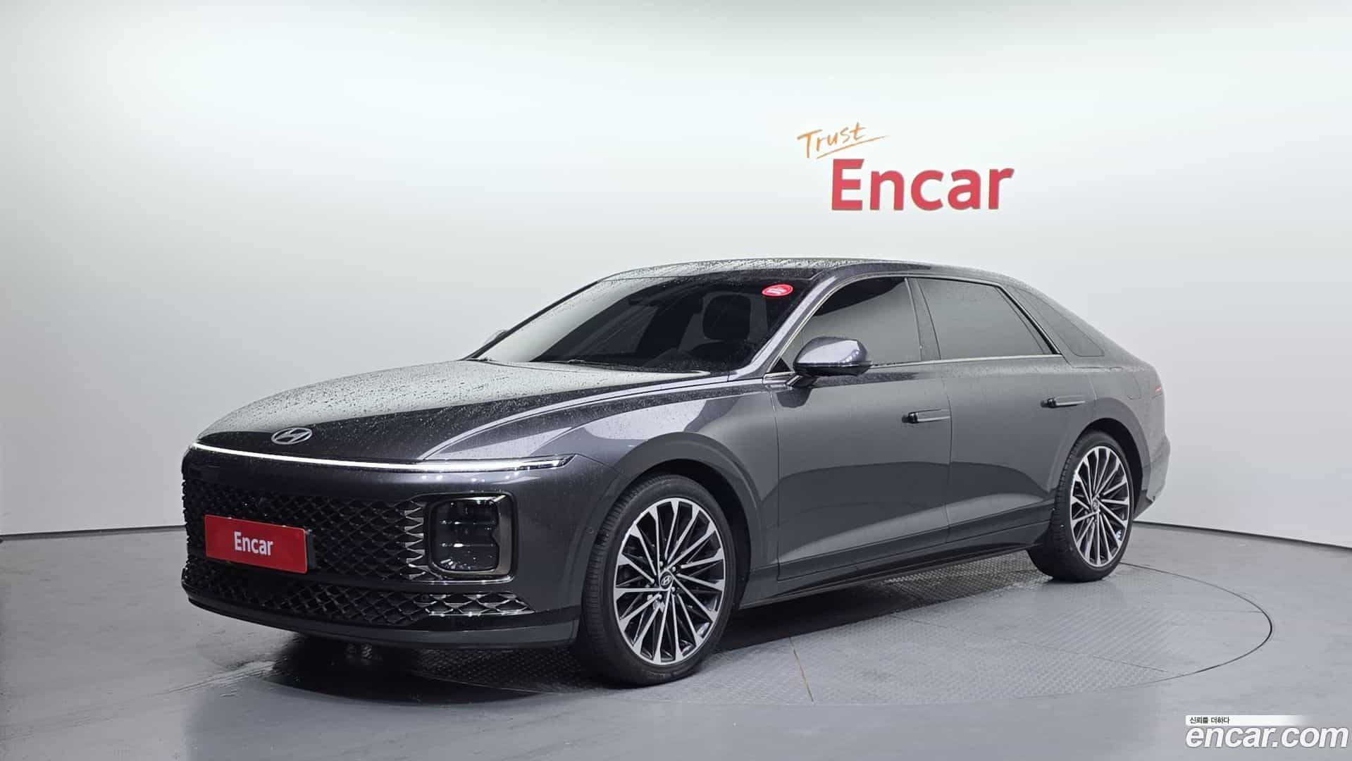 Grandeur Hyundai 2023.6-OUTER-001